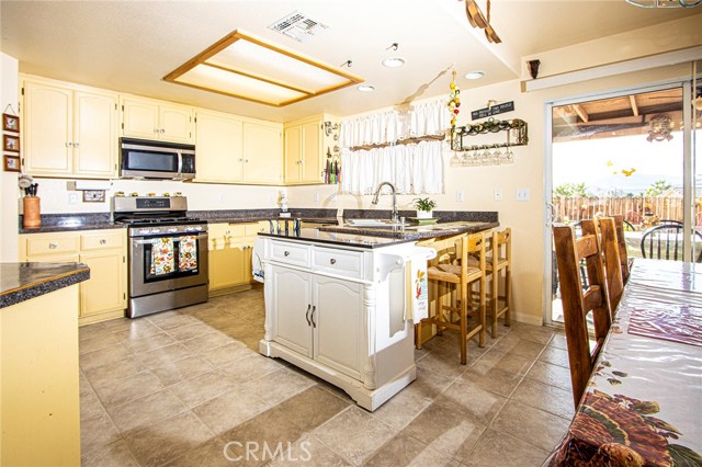 Detail Gallery Image 16 of 45 For 8516 Juarez Ct, Yucca Valley,  CA 92284 - 3 Beds | 2 Baths