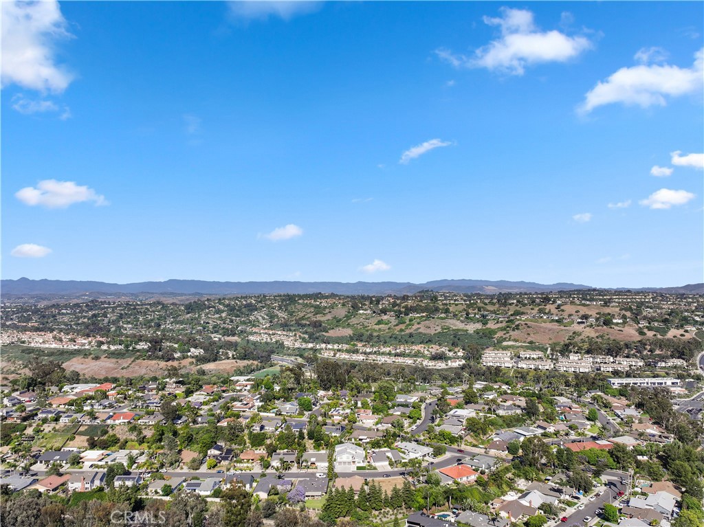 MLS #OC25246819 image #51