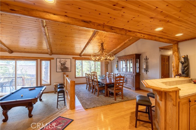 Detail Gallery Image 10 of 44 For 42690 Edgehill Pl, Big Bear Lake,  CA 92315 - 3 Beds | 2 Baths