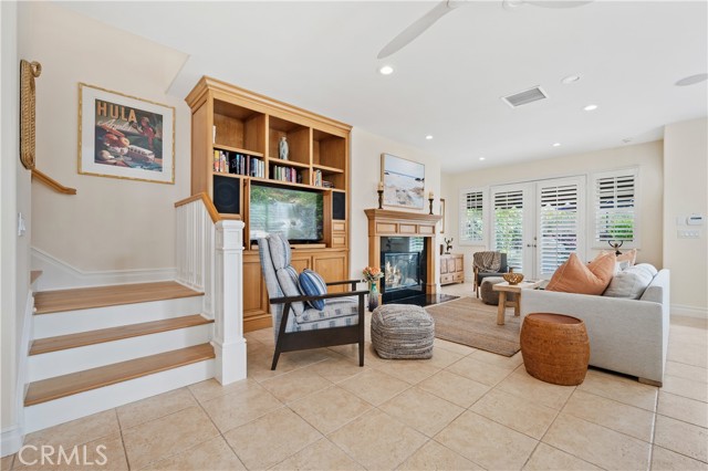 Detail Gallery Image 34 of 45 For 334 Locust St #2,  Laguna Beach,  CA 92651 - 3 Beds | 2/1 Baths