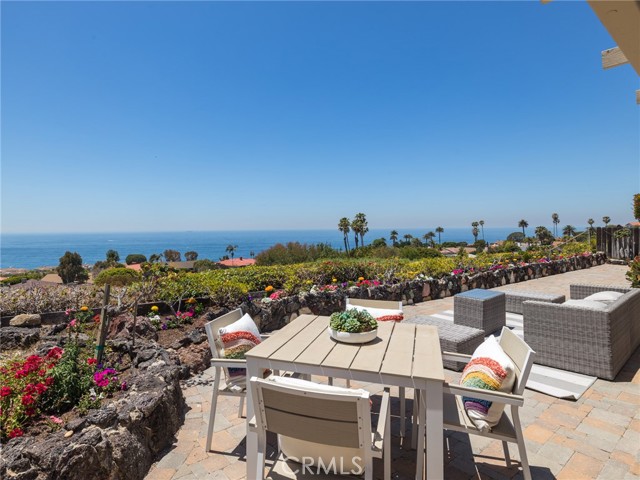 7250 Berry Hill Drive, Rancho Palos Verdes, California 90275, 4 Bedrooms Bedrooms, ,1 BathroomBathrooms,Residential,Sold,Berry Hill,PV22078990