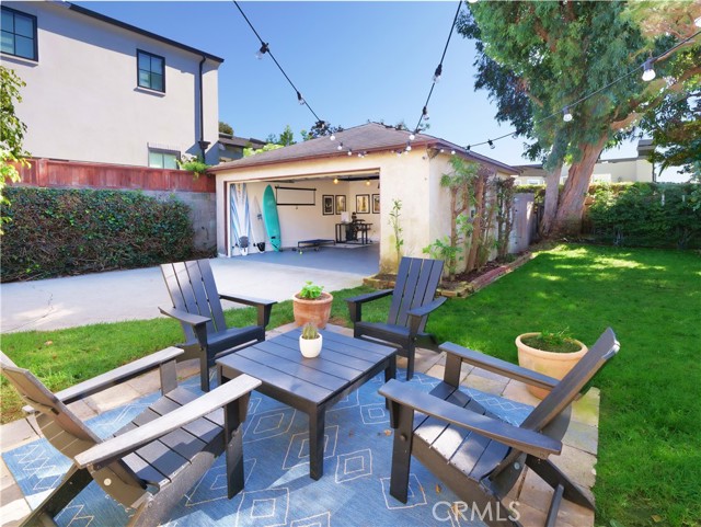 720 26th Street, Manhattan Beach, California 90266, 3 Bedrooms Bedrooms, ,1 BathroomBathrooms,Residential,Sold,26th,SB23201490