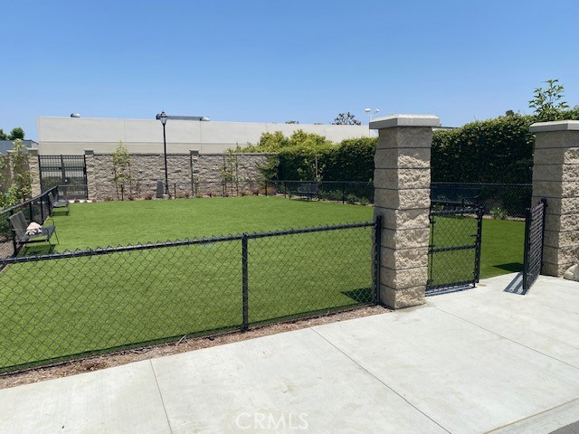 1369 Wingfoot, Carson CA: https://media.crmls.org/medias/88716db6-732a-41b0-a44e-3b74be0d1700.jpg