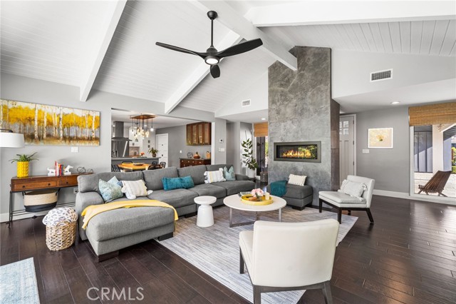 Detail Gallery Image 7 of 23 For 13231 Sandhurst Pl, North Tustin,  CA 92705 - 4 Beds | 2/1 Baths