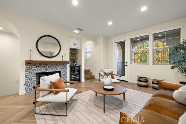 752 S Melrose Street, Anaheim CA: https://media.crmls.org/medias/88727cb9-a9c2-4b80-9c31-7e472383d725.jpg
