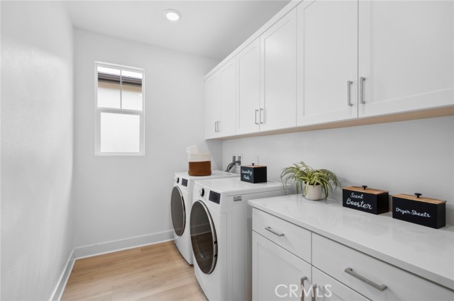 113 Bosal, Irvine CA: https://media.crmls.org/medias/8872bfca-f9cc-4b35-9dbd-ca629694eb0f.jpg