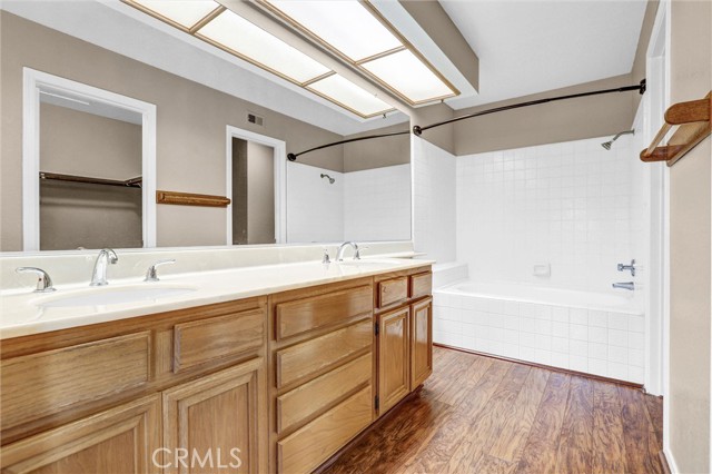 748 Wind Willow Way, Simi Valley CA: https://media.crmls.org/medias/88732a64-6f53-47c2-a580-8867bb9e0033.jpg