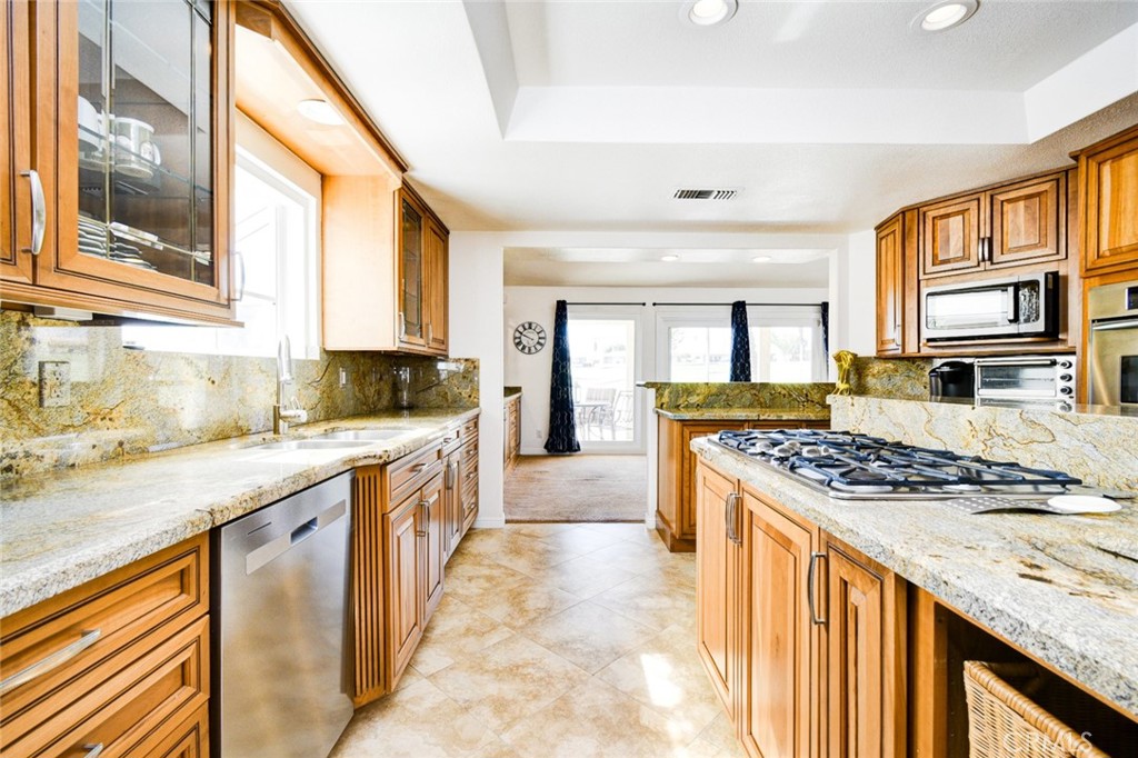 MLS #OC25184168 image #21