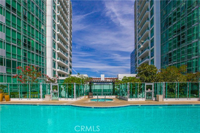 3141 Michelson Drive, Irvine CA: https://media.crmls.org/medias/88744b6e-d0a9-49eb-afc4-47f62a850882.jpg