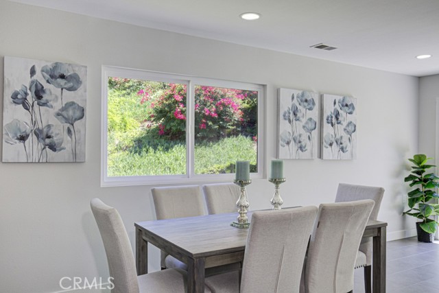 5468 Paseo Del Lago E, Laguna Woods CA: https://media.crmls.org/medias/887493f5-e4b8-44cf-b6cb-f388854dfb02.jpg