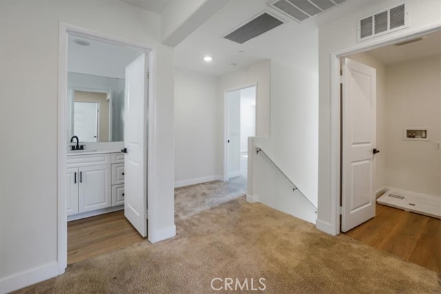 Detail Gallery Image 22 of 59 For 11086 Green Meadows Ln, Jurupa Valley,  CA 91752 - 4 Beds | 2/1 Baths