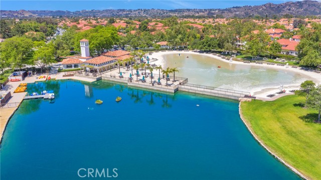 14 Reata, Rancho Santa Margarita CA: https://media.crmls.org/medias/8876764e-c2e7-46c1-946f-cb4b9c79106d.jpg