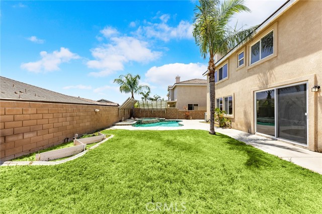 14261 Settlers Ridge Court, Eastvale CA: https://media.crmls.org/medias/8876985c-569d-4ea5-8fbf-18faa85bf230.jpg