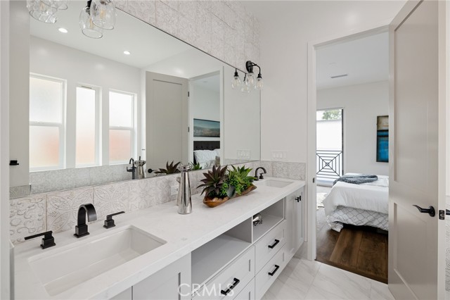 Spacious master bedroom