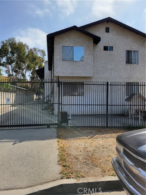 MLS# DW22187139