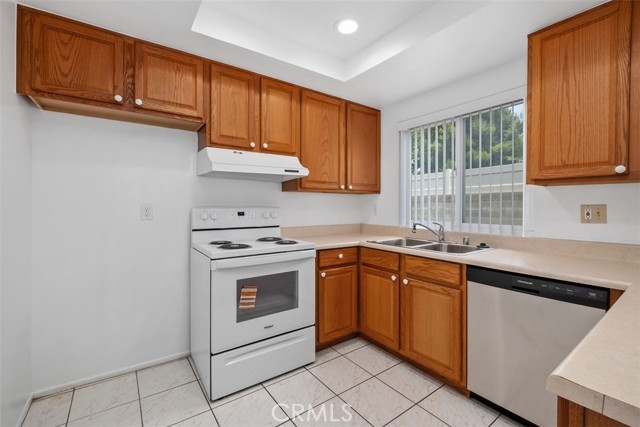11782 Garden Grove Boulevard, Garden Grove CA: https://media.crmls.org/medias/8877c04b-79bd-452e-8a12-ece99028006f.jpg