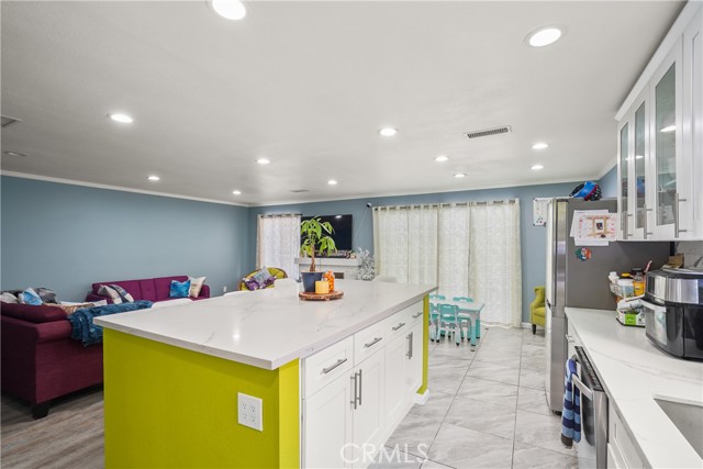 Detail Gallery Image 25 of 37 For 2418 Stow St, Simi Valley,  CA 93063 - 3 Beds | 2 Baths