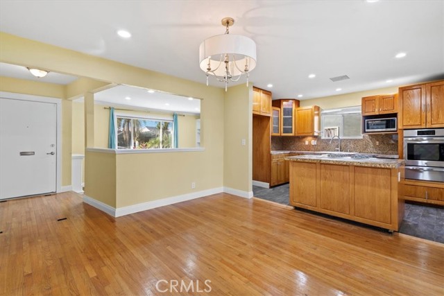 Detail Gallery Image 7 of 34 For 17222 Wall, Carson,  CA 90746 - 4 Beds | 2 Baths