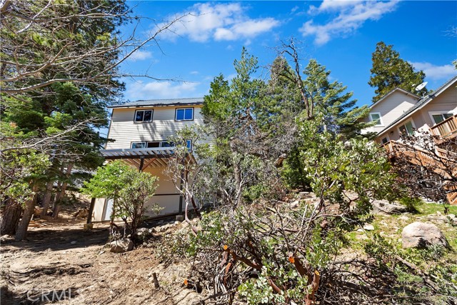 Detail Gallery Image 11 of 22 For 370 Auburn Dr, Lake Arrowhead,  CA 92391 - 3 Beds | 2/1 Baths
