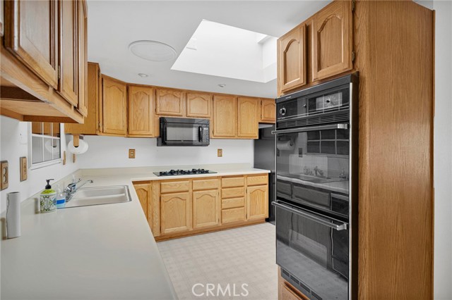 Detail Gallery Image 19 of 55 For 14775 Gayhead, Apple Valley,  CA 92307 - 3 Beds | 2 Baths