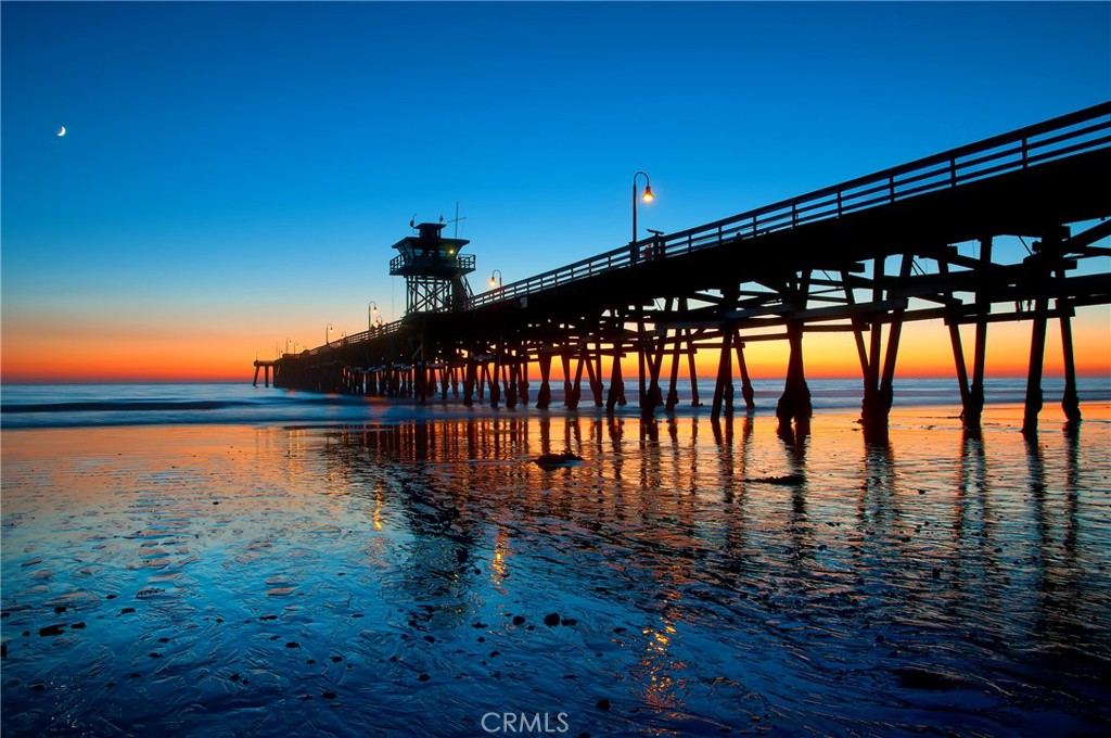 https://media.crmls.org/medias/8879fcc3-6fc7-40ef-8463-c71e005239f4.jpg?preset=X-Large