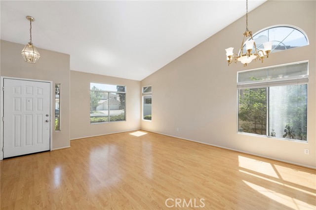 Detail Gallery Image 7 of 53 For 32176 Corte Florecita, Temecula,  CA 92592 - 3 Beds | 2 Baths