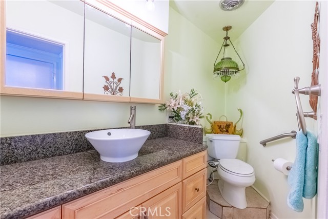 Detail Gallery Image 14 of 40 For 3353 Rubio Crest Dr, Altadena,  CA 91001 - 4 Beds | 2/1 Baths