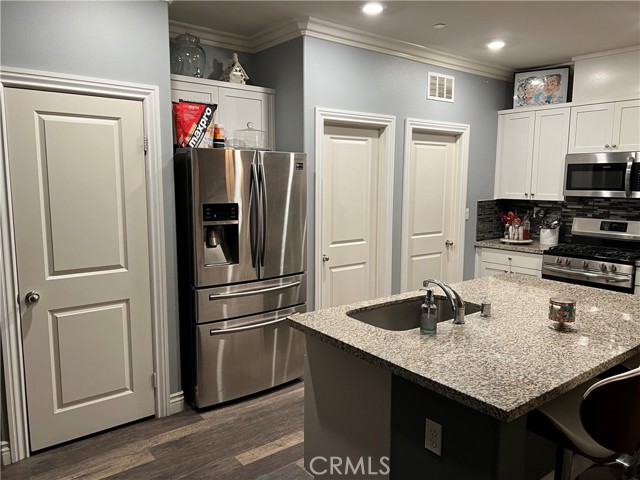 Detail Gallery Image 14 of 29 For 2038 Mesquite Ln, Colton,  CA 92324 - 3 Beds | 2/1 Baths