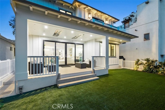 3002 Laurel Avenue, Manhattan Beach, California 90266, 5 Bedrooms Bedrooms, ,5 BathroomsBathrooms,Residential,Sold,Laurel,SB22092750