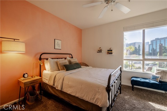100 South Alameda Street, 364 photo 2