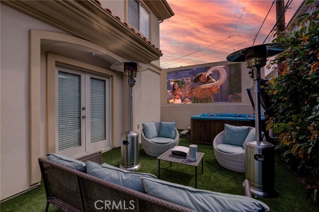 2220 Gates Avenue, Redondo Beach, California 90278, 4 Bedrooms Bedrooms, ,2 BathroomsBathrooms,Residential,Sold,Gates,SB21194759