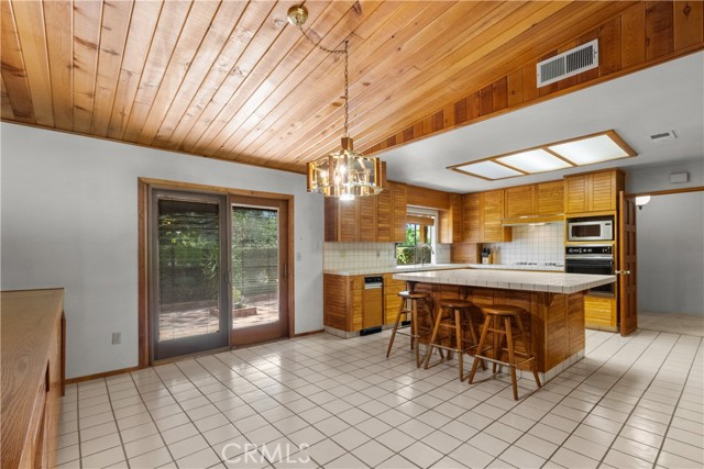 Detail Gallery Image 9 of 42 For 26342 Sand Canyon Rd, Canyon Country,  CA 91387 - 4 Beds | 2 Baths