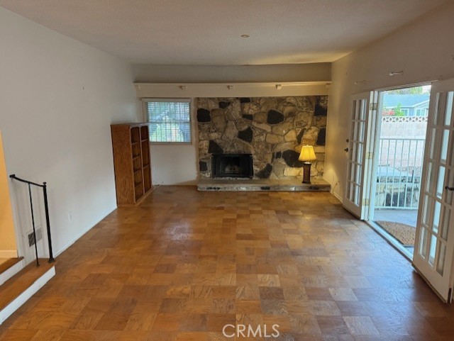20828 Blythe Street, Winnetka CA: https://media.crmls.org/medias/887e0bae-f29c-47b7-99ac-36d7ca1ed1fe.jpg