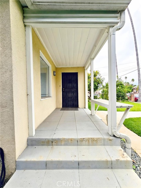 Detail Gallery Image 6 of 25 For 3726 Lee St, Los Angeles,  CA 90023 - 2 Beds | 1 Baths