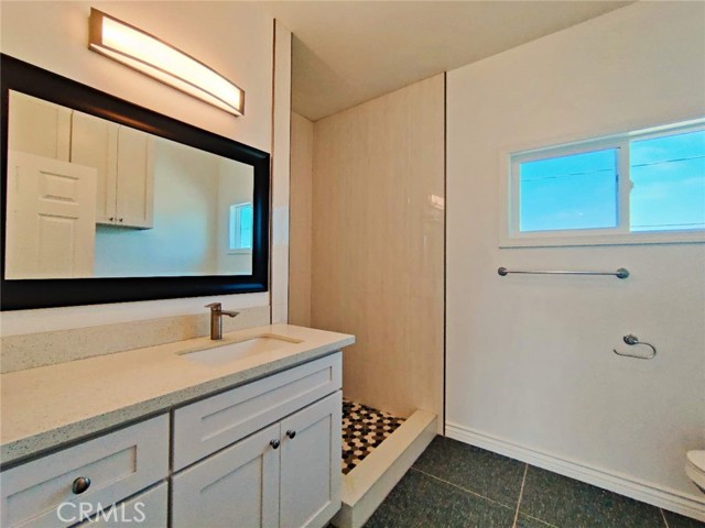 Detail Gallery Image 10 of 42 For 121 S Bluff Rd, Montebello,  CA 90640 - – Beds | – Baths