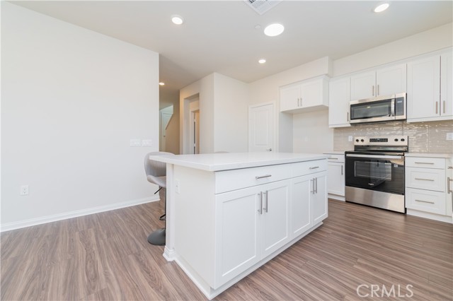 Detail Gallery Image 11 of 35 For 463 Meyer Pl, Upland,  CA 91786 - 3 Beds | 2/1 Baths