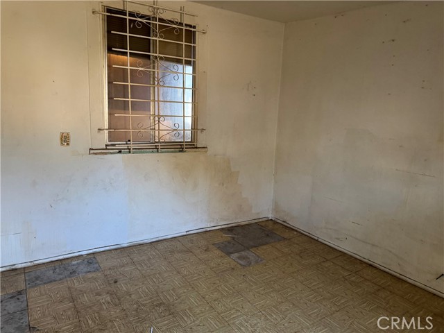 2273 Santa Ana, Los Angeles, California 90059, 2 Bedrooms Bedrooms, ,1 BathroomBathrooms,Single Family Residence,For Sale,Santa Ana,RS25031725