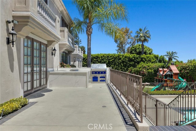 924 Via Mirada, Palos Verdes Estates CA: https://media.crmls.org/medias/888275a4-a319-40a1-9ee4-bc753d82f126.jpg