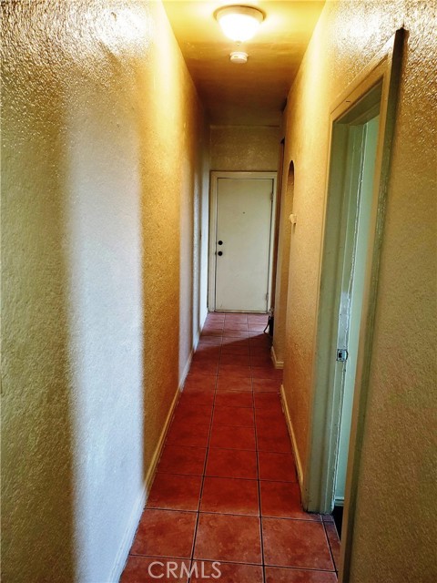 Detail Gallery Image 13 of 28 For 1162 E 43rd Pl, Los Angeles,  CA 90011 - – Beds | – Baths