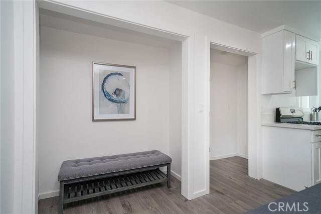 Detail Gallery Image 4 of 12 For 409 W Harvard a,  Glendale,  CA 91205 - 1 Beds | 1 Baths