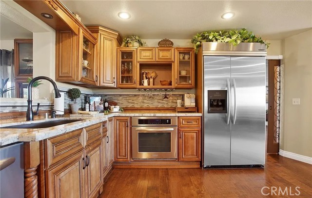 8686 Capelin Road, Phelan CA: https://media.crmls.org/medias/88840467-ca51-4805-a5ff-1ca9d3bc5dde.jpg