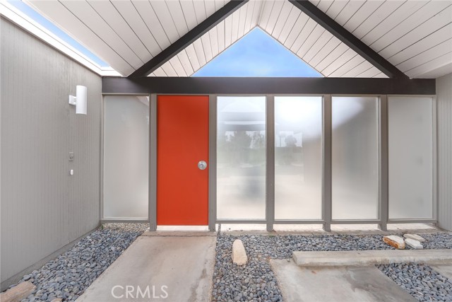 5112 E Valencia Drive, Orange CA: https://media.crmls.org/medias/88841e1c-069b-4842-b892-b35e83cc27fa.jpg