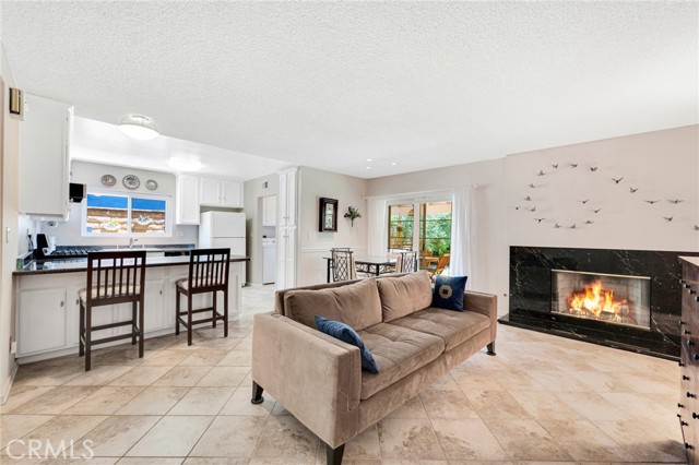 Detail Gallery Image 14 of 42 For 16640 Blackhawk St, Granada Hills,  CA 91344 - 3 Beds | 2 Baths