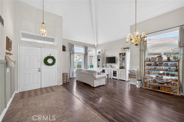 Detail Gallery Image 4 of 55 For 29737 Calle Palmas, Temecula,  CA 92591 - 4 Beds | 3 Baths