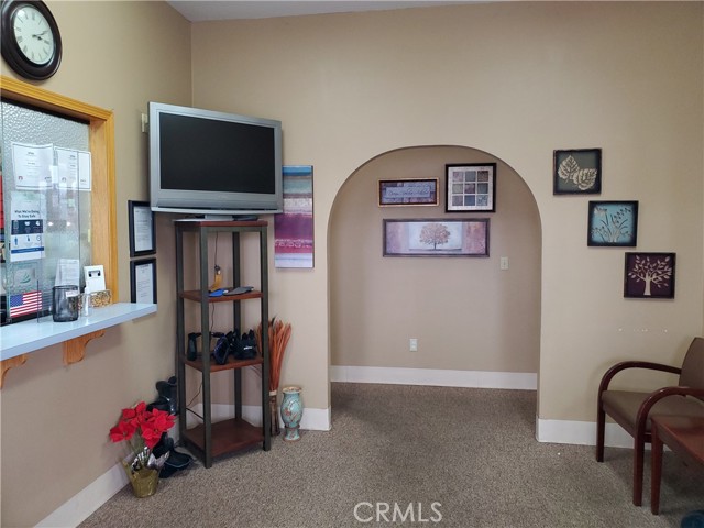 165 Rio Lindo Avenue, Chico, California 95926, ,Commercial Lease,For Rent,165 Rio Lindo Avenue,CRSN25046941
