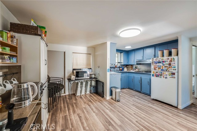 Detail Gallery Image 6 of 31 For 17782 W Kenwood, San Bernardino,  CA 92407 - 2 Beds | 1 Baths