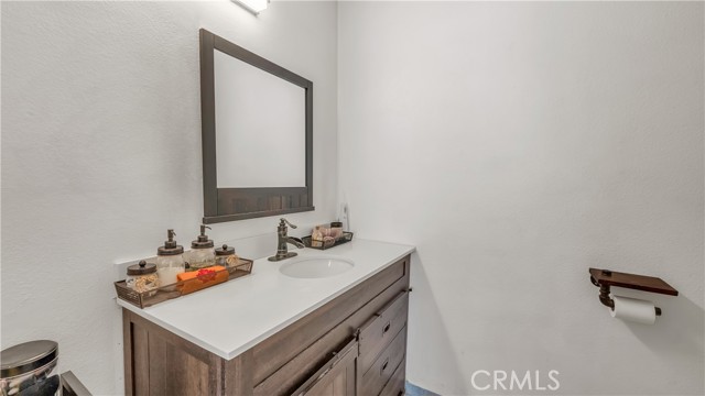 Detail Gallery Image 27 of 39 For 26971 Flo Ln, #153,  Canyon Country,  CA 91351 - 2 Beds | 2 Baths