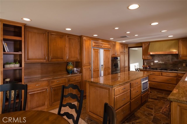 Detail Gallery Image 10 of 29 For 4134 Towhee Dr, Calabasas,  CA 91302 - 5 Beds | 3 Baths