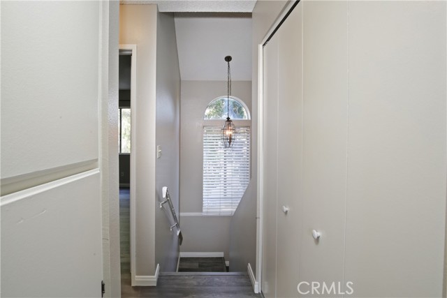 260 Victoria Street, Costa Mesa CA: https://media.crmls.org/medias/8887362f-bee5-45db-8d46-9c47547fe28f.jpg