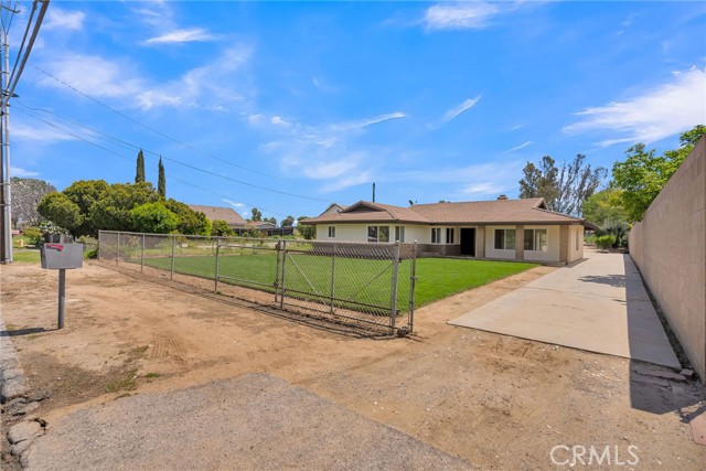 9220 Audrey Street, Riverside, California 92503, 5 Bedrooms Bedrooms, ,3 BathroomsBathrooms,Single Family Residence,For Sale,Audrey,IV24082241